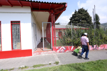 Ana María Ramírez, coordinadora de la Casa de la Cultura de La Enea, manifestó que las primeras actividades disponibles para los usuarios son chirimía, música y artes plásticas.