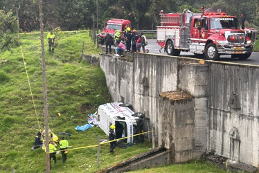 La mujer que falleció era la madre del paciente (menor de edad) que trasladaba la ambulancia hacia Manizales.