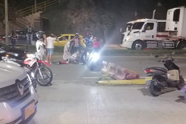 El accidente ocurrió antes de llegar a la estación de servicio de la Terminal Los Cámbulos. 