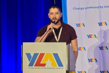 Él es el caldense Juan Pablo Ospina Yepes, el primer colombiano en ganar el concurso Solution Pitch de YLAI.