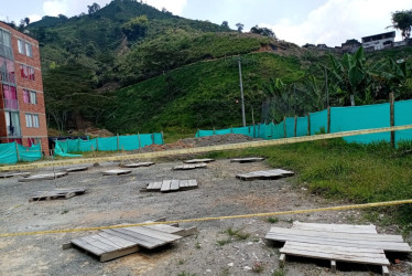 Este es el proyecto El Aguacatal en Chinchiná (Caldas) que pretendía albergar 100 familias, dentro del plan de las Mil Viviendas.