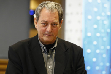 El escritor estadounidense Paul Auster posando durante la presentación de su novela "4321", el 4 de septiembre de 2017, en Madrid (España). 