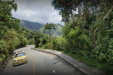 El accidente fue en el descenso del Alto del Perro a la Alberto Mendoza. Foto google maps