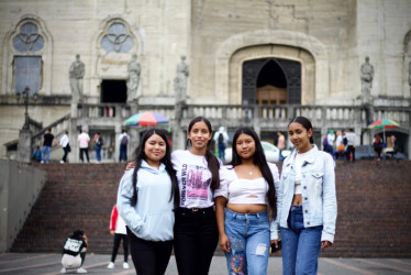 Angelly María Guapacha, Mariana Suárez, Juliana Isabella Ogari y Leydi Paola Orozco, las estudiantes que representarán a Caldas en la Misión México.