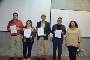 La posesión de los administrativos fue ayer en el Campus La Nubia. 