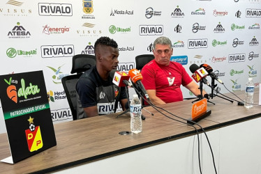 Rueda de prensa del Deportivo Pereira antes del inicio de La Liga. 