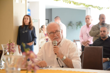 Guido Echeverri, senador caldense.