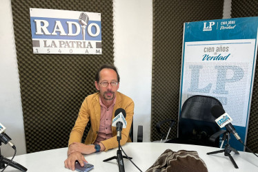 Carlos Mario Uribe Álvarez, director de la Fundación Cultural La Nave de Papel y director del Festival Internacional de Poesía de Manizales 