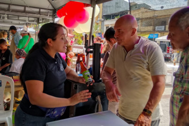 En Chinchiná vendieron cerveza artesanal y gastronomía. Fue en el Gastrofest 2024, que se cumplió el sábado y el domingo en el Parque de Bolívar, con expositores locales y de Belén de Umbría y Riosucio.