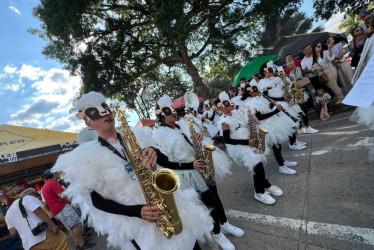 La banda de Montebonito (Marulanda) en el desfile en La Vega (Cundinamarca).