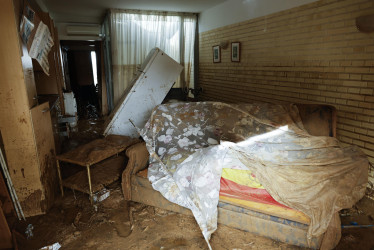 Un feroz temporal en la provincia de Valencia ha causado fuertes inundaciones desde la noche de este martes. Cientos de personas continúan desaparecidas.