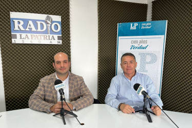 El secretario de TIC y Competitividad de Manizales, Santiago Giraldo Llano, y el gerente de la Oficina de Internacionalización de la ciudad, Jonathan Ballestero.    