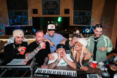 Los artistas colombianos Maluma, J Balvin, Blessd, Feid, Ovy on the drums, Karol G y Ryan Castro, colaboradores en la nueva canción '+57'.