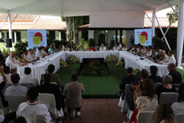 En enero se retomarán las conversaciones entre el Gobierno y el Eln, en un lugar aún por definir.