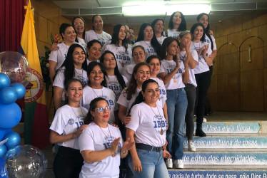 Encuentro de egresados en el colegio Santa Teresita de Chinchiná