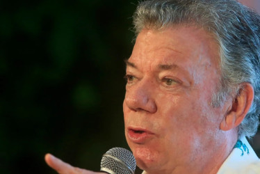 Santos señaló que seis años después con Duque y Petro el proceso se ha "entorpecido"