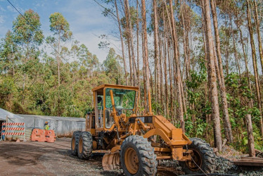 Foto de septiembre del 2024 de las obras de pavimentación en la vía Riosucio (Caldas) - Jardín (Antioquia)