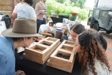  Fotos I Freddy Arango I LA PATRIA  Los aromas llamaron la atención de los visitantes al MZL Manizales del alma Café Fest 2024. Cerca cerca de cinco mil visitantes llegaron en los dos días del evento en el Ecoparque de los Yarumos. La segunda cita será el año próximo.