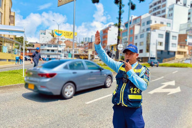 Agente de tránsito en Manizales