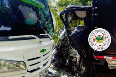 El accidente de tránsito ocurrió en el sector del Alto de Palenque, en la vía Manizales - Mariquita.