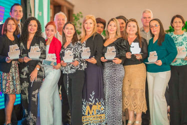 Las docentes que obtuvieron reconocimientos del programa Aprendamos Todos a Leer. 