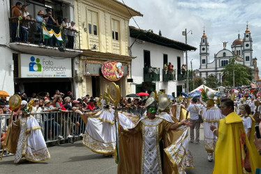 El Desfile de Cuadrillas se tomó el tercer día del Carnaval de Riosucio.