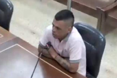 A Maicol David lo habían capturado recientemente por agredir a unos policías que lo requirieron por maltratar a un conductor de bus y negarse a pagar el pasaje.