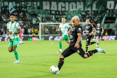 Michael Barrios fue el jugador más peligroso del Once Caldas en ataque.