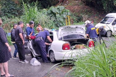 El choque de esta mañana. Foto de Bomberos.