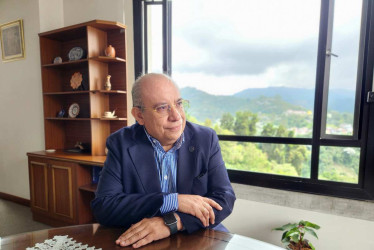 Jaime Alberto Leal, rector de la UNAD y residente de la Asociación Colombiana de Educación Superior a Distancia. 