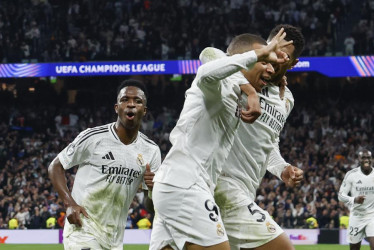  La conexión de Jude con 'Vini', la aprovechó Mbappé. Así celebraron los jugadores del Real Madrid.