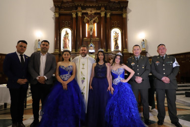 En la parroquia Nuestra Señora del Rosario se llevó a cabo la eucaristía.