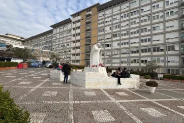 El papa Francisco fue internado el pasado 14 de febrero en el Policlínico Gemelli de Roma.