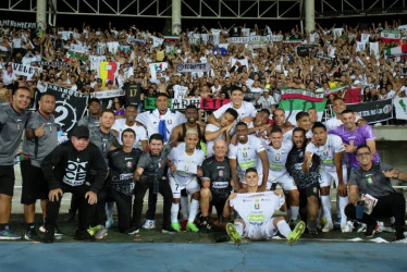 El Once Caldas, en septiembre del 2024, después de ganar el clásico en el estadio Hernán Ramírez Villegas