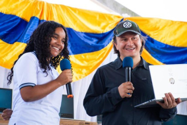 El caldense Felipe Antonio Olaya Arias, director ejecutivo de Computadores para Educar, presenta un panorama sobre tecnología en los colegios en Colombia. Resalta cambios en la contratación y en los nuevos equipos.