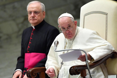  El papa Francisco cumple 30 días hospitalizado en Roma.