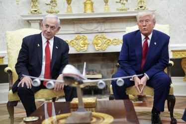 Benjamín Netanyahu, líder de Israel, ha sido el primer dirigente extranjero en visitar a Donald Trump en la Casa Blanca desde la entrada en vigor el pasado sábado de un arancel universal del 10%.
