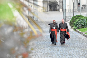 Foto | EFE | LA PATRIA  Los cardenales parece que tienen intención de elegir al papa en menos de tres días.