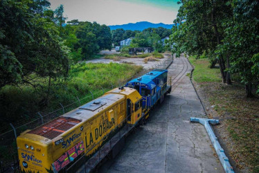 Vagones en el corredor férreo La Dorada – Chiriguaná.