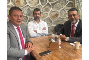 Los diputados liberales de Caldas escogieron a Carlos Hernán Serna como su vocero en la Asamblea.