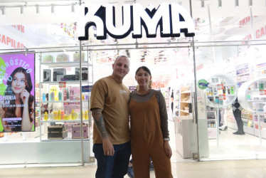 Santiago Martínez y Evelin Arredondo, creadores de Kuma.