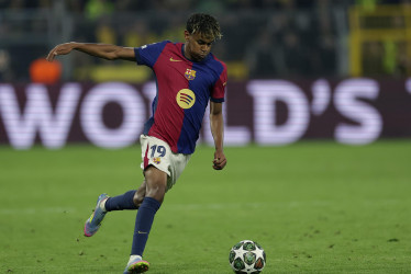 Lamine Yamal, joven promesa del fútbol, figura del Barcelona.