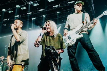 Linkin Park regresó el año pasado con nueva vocalista, Emily Armstrong.