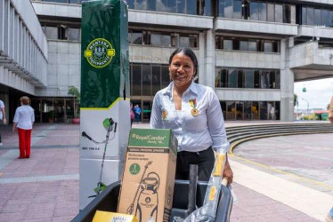 Martha Espinosa Navarrete obtiene reconocimiento de la Gobernación de Risaralda. 