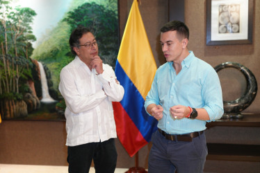 Los presidentes de Colombia y Ecuador, Gustavo Petro y Daniel Noboa, se reunieron en diciembre del 2024 en las Islas Galápagos.
