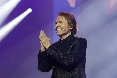 El cantante Raphael.