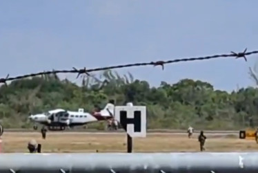 La avioneta aterrizó en el Aeropuerto Internacional Philip S.W.Goldson de la capital Belice.