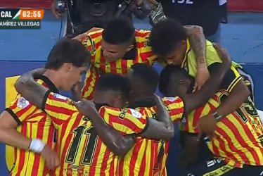 Samy Merheg y Carlos Darwin Quintero celebraron de manera especial sus goles. 