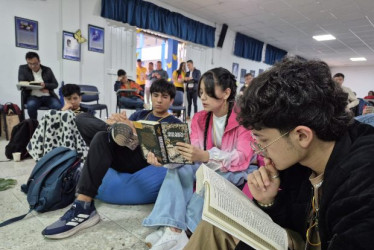 Estas son las reacciones de 7 jóvenes de Manizales que leyeron por primera vez a Gabriel García Márquez durante 24 horas seguidas. Vea los personajes más queridos.