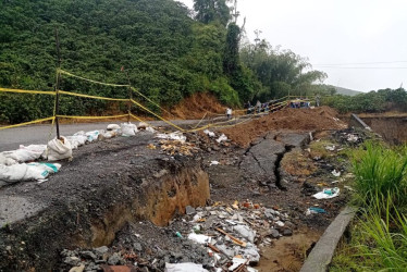 Pérdida de banca en la vía del sector de Curazao. 